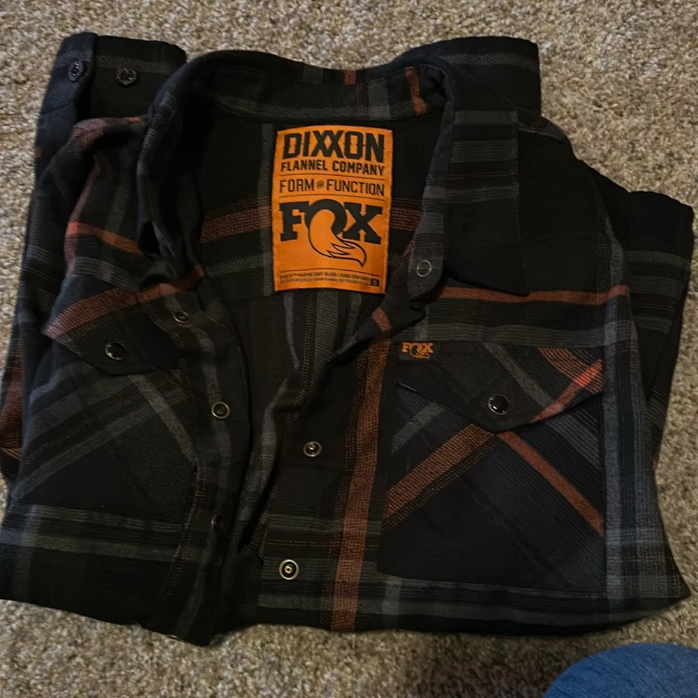 Dixxon flannel “fox racing “